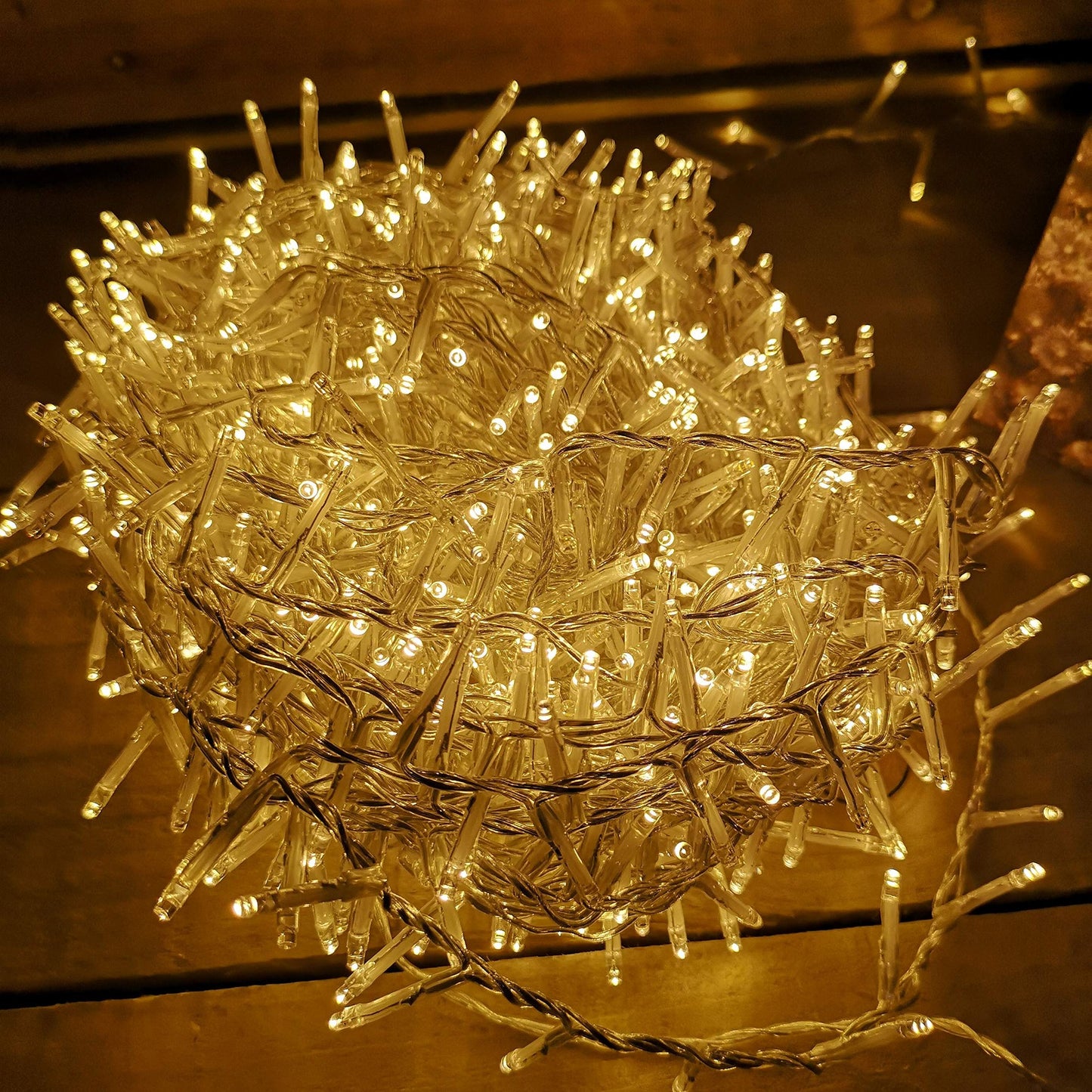 Premier 1000 LED 25m TreeBrights Christmas Lights Warm White Clear Cable