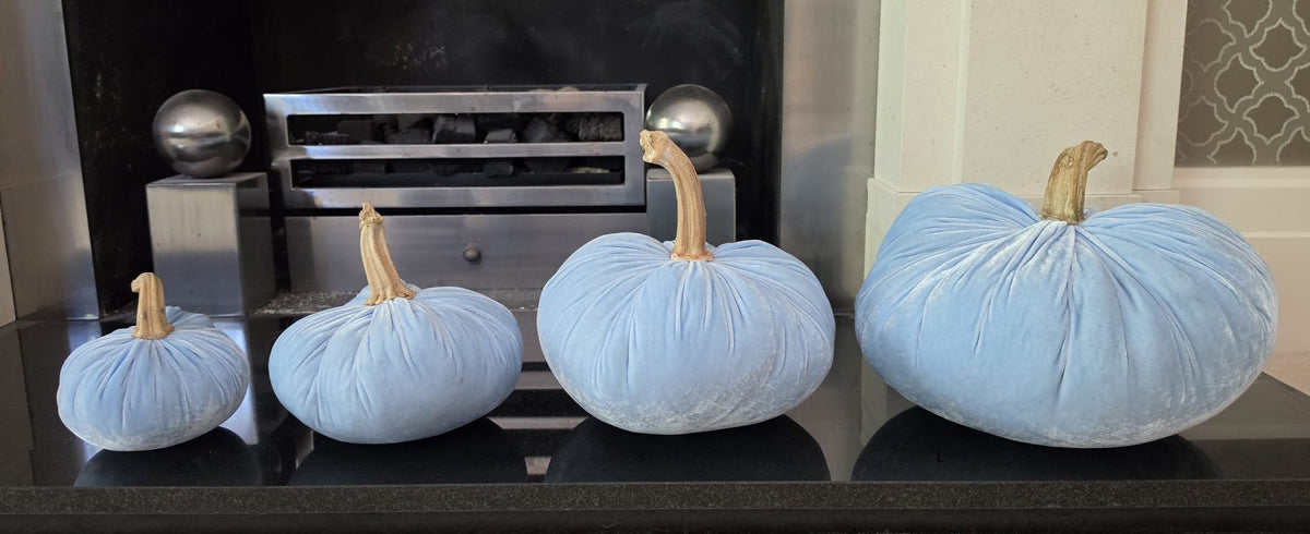 Set of 4 Silk Velvet Pumpkins – X-Small, Small, Medium & Large | 100% Wool Filled with Real Stems