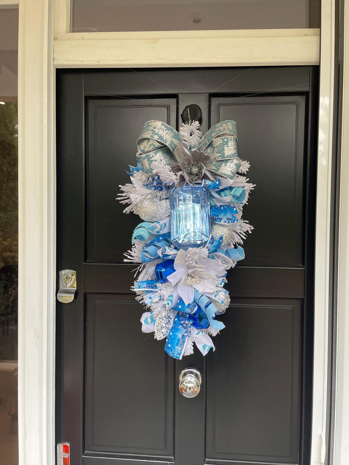 XL Ice Blue Snow Flocked  Luxury Teardrop Christmas Front Door Wreath White Home Decoration Xmas Winter Mantle Decor Holiday Advent Swag