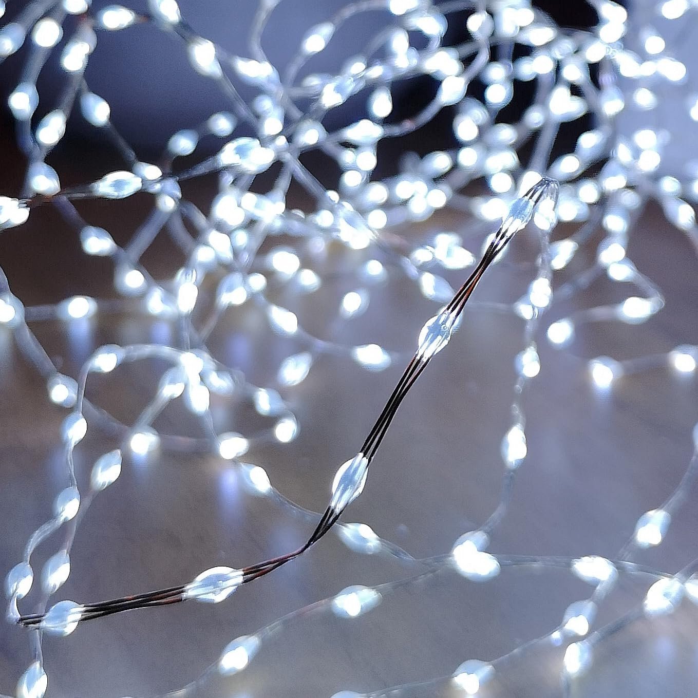 Premier 12.8m Compact MicroBrights Christmas Lights with 800 LEDs in White