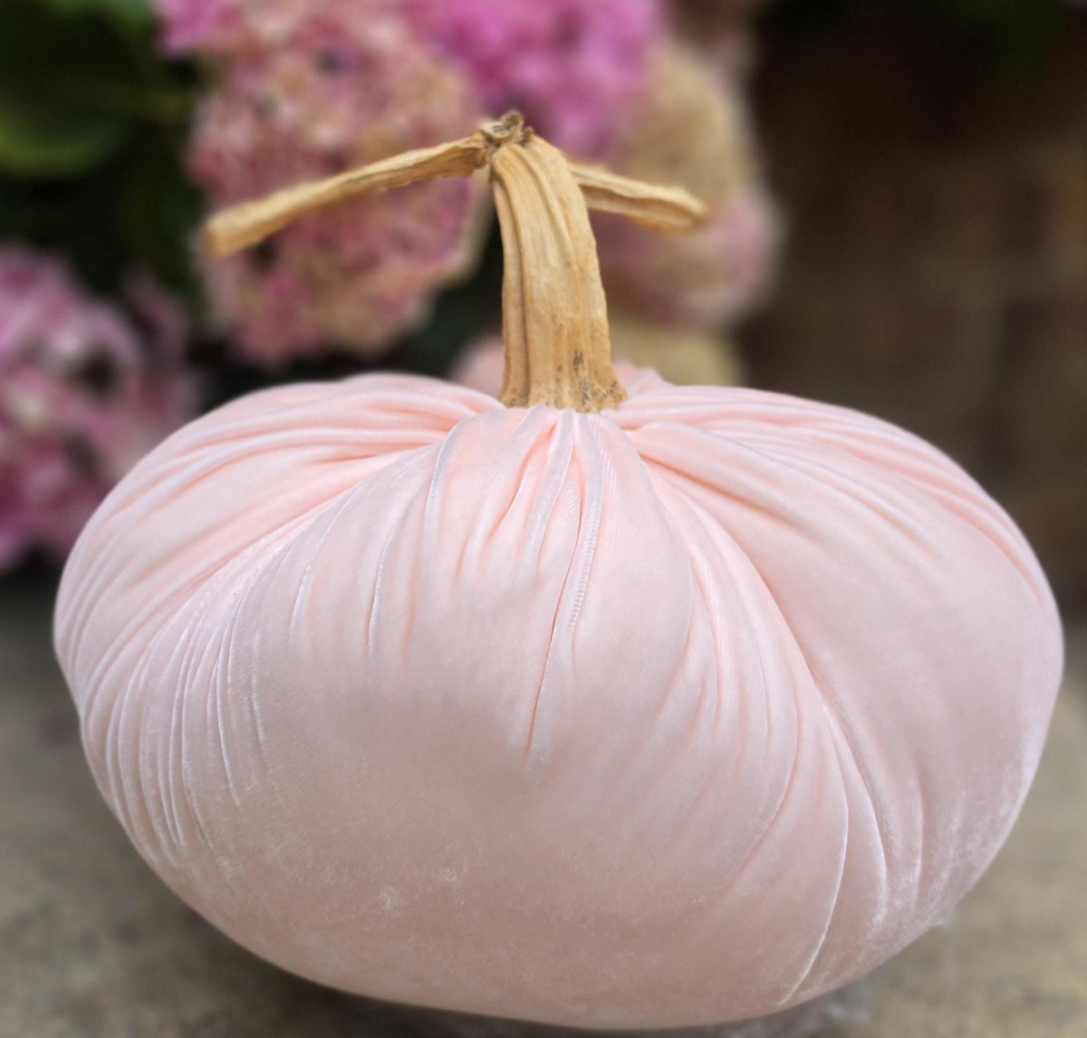 LARGE Baby Pink Velvet Pumpkin, Glam Fall Pumpkin, Blush velvet Pumpkin, Luxury Thanksgiving Table Decor, Autumn Home, Easter Decorations