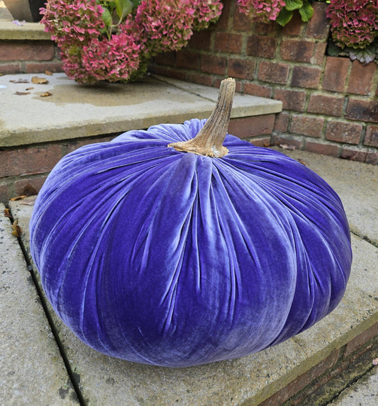 XXL Jumbo Lavender Purple Lilac Silk Velvet Pumpkin: Handmade Luxury Fall Autumn Decor Accent Hall Decoration Decor Cozy Country Traditional