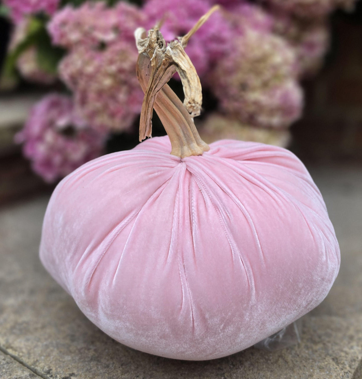 LARGE Baby Pink Velvet Pumpkin, Glam Fall Pumpkin, Blush velvet Pumpkin, Luxury Thanksgiving Table Decor, Autumn Home, Easter Decorations