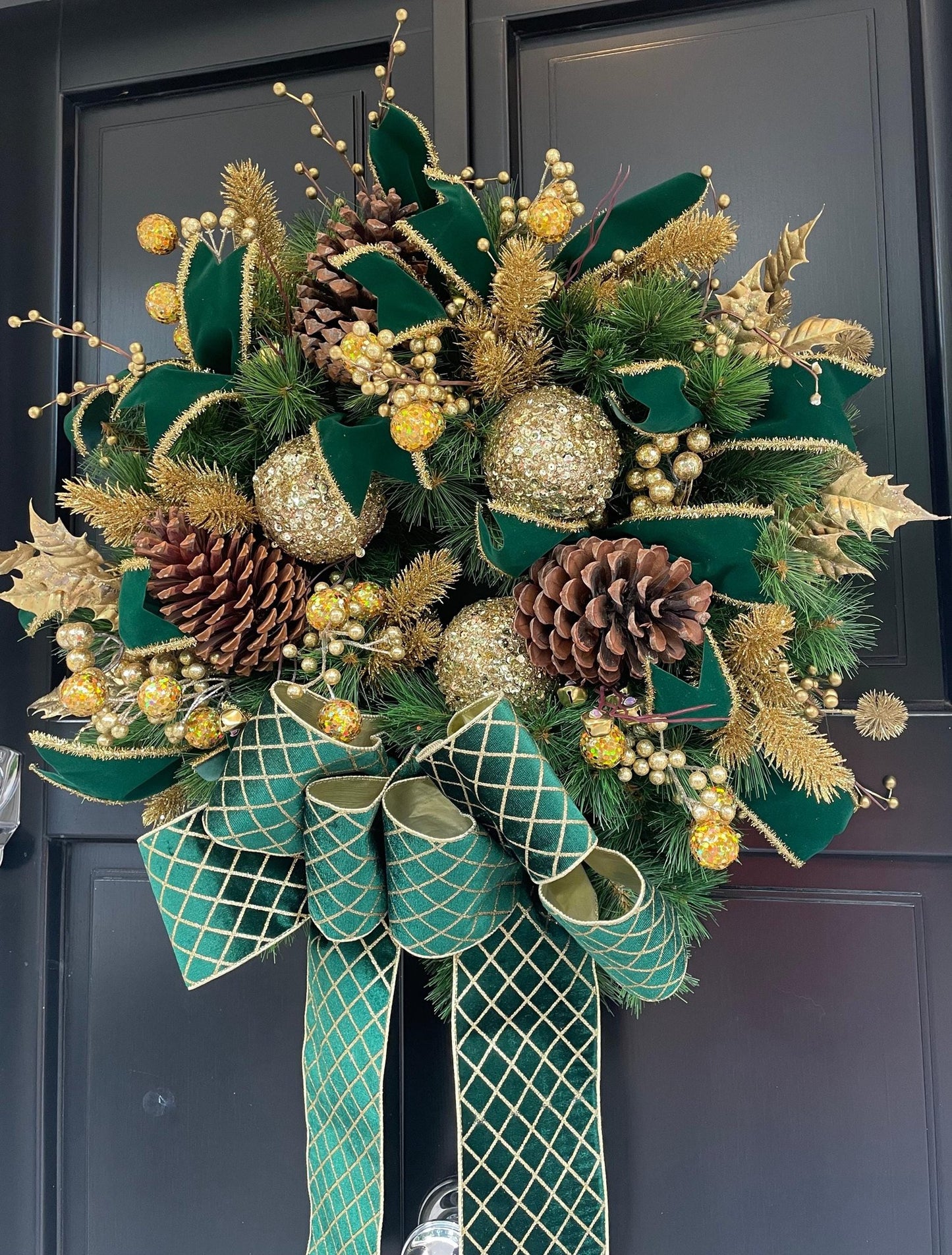 Green Gold XL Christmas Front Door Wreath Traditional Elegant Porch Holiday House Home Decor Decoration Glam Winter Swag Designer Unique
