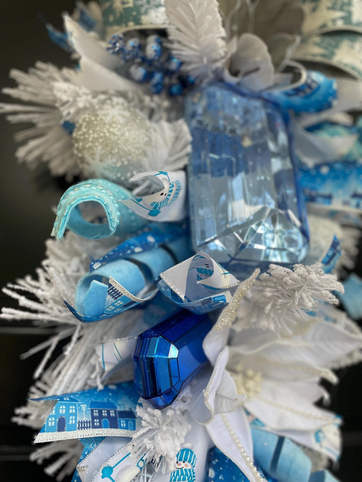 XL Ice Blue Snow Flocked  Luxury Teardrop Christmas Front Door Wreath White Home Decoration Xmas Winter Mantle Decor Holiday Advent Swag